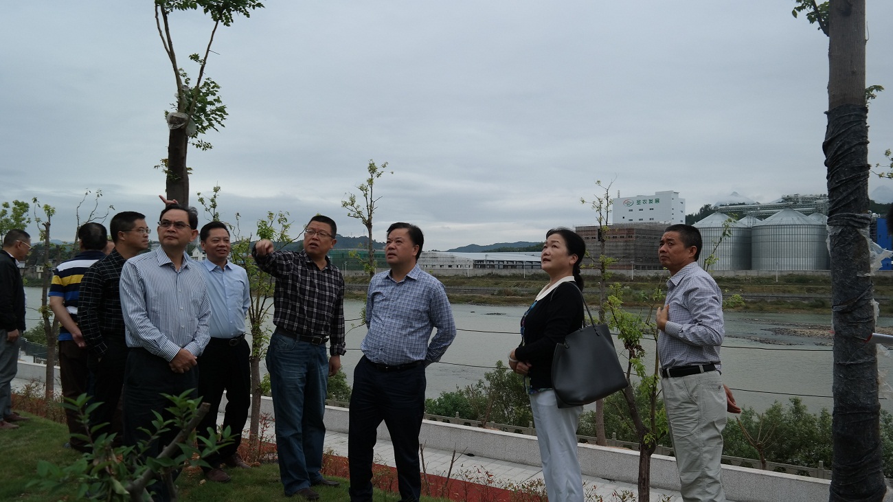 ���˴�����������һ�е����ؿ�չ2016��Ȼ���״���ͻ�������Ŀ������������